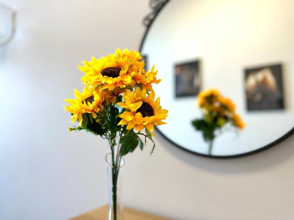Mmrent Sunflower Room Gdansk Ngoại thất bức ảnh